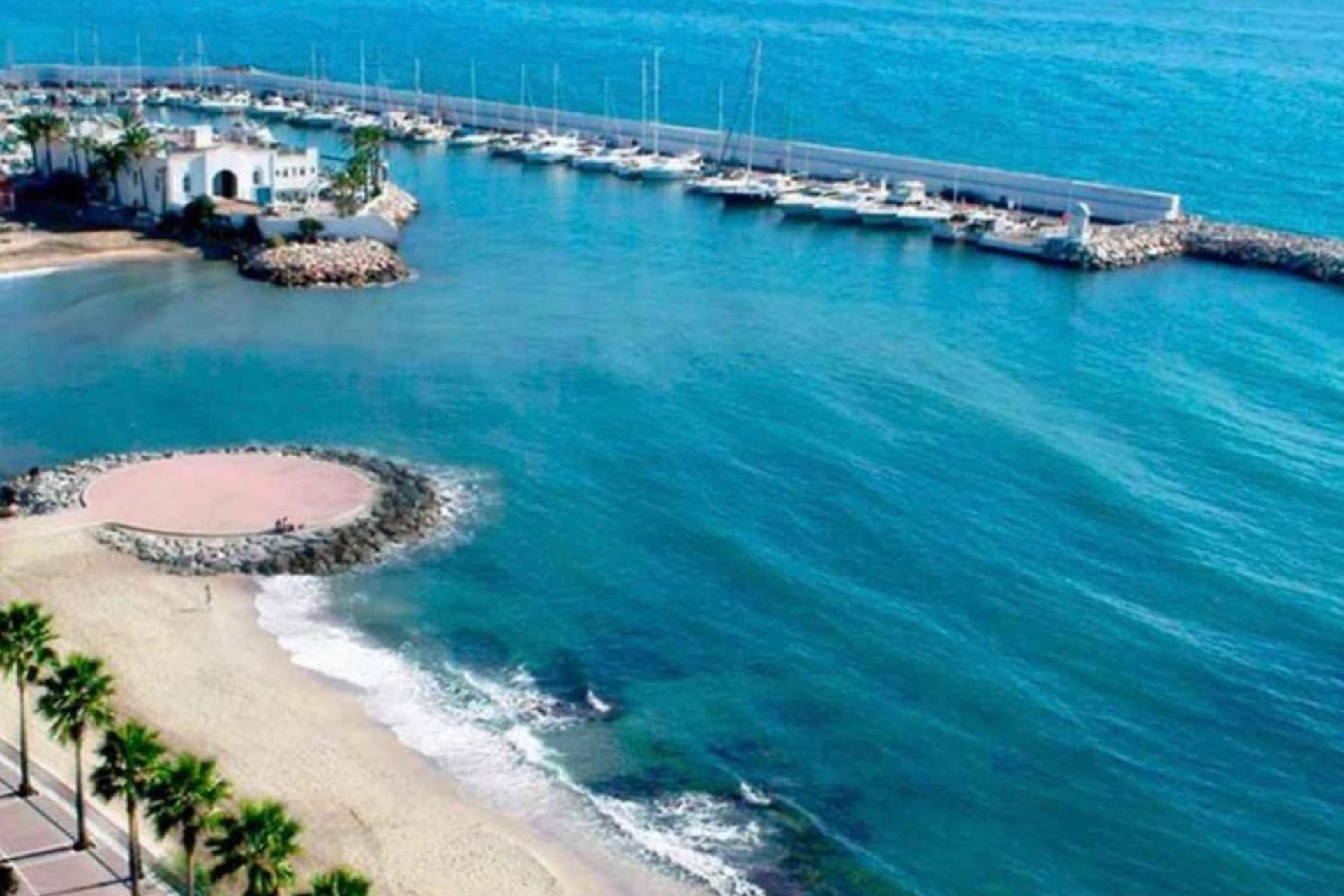 Marbella Beachfront - Beachside Apartment With Stunning Sea Views Buitenkant foto