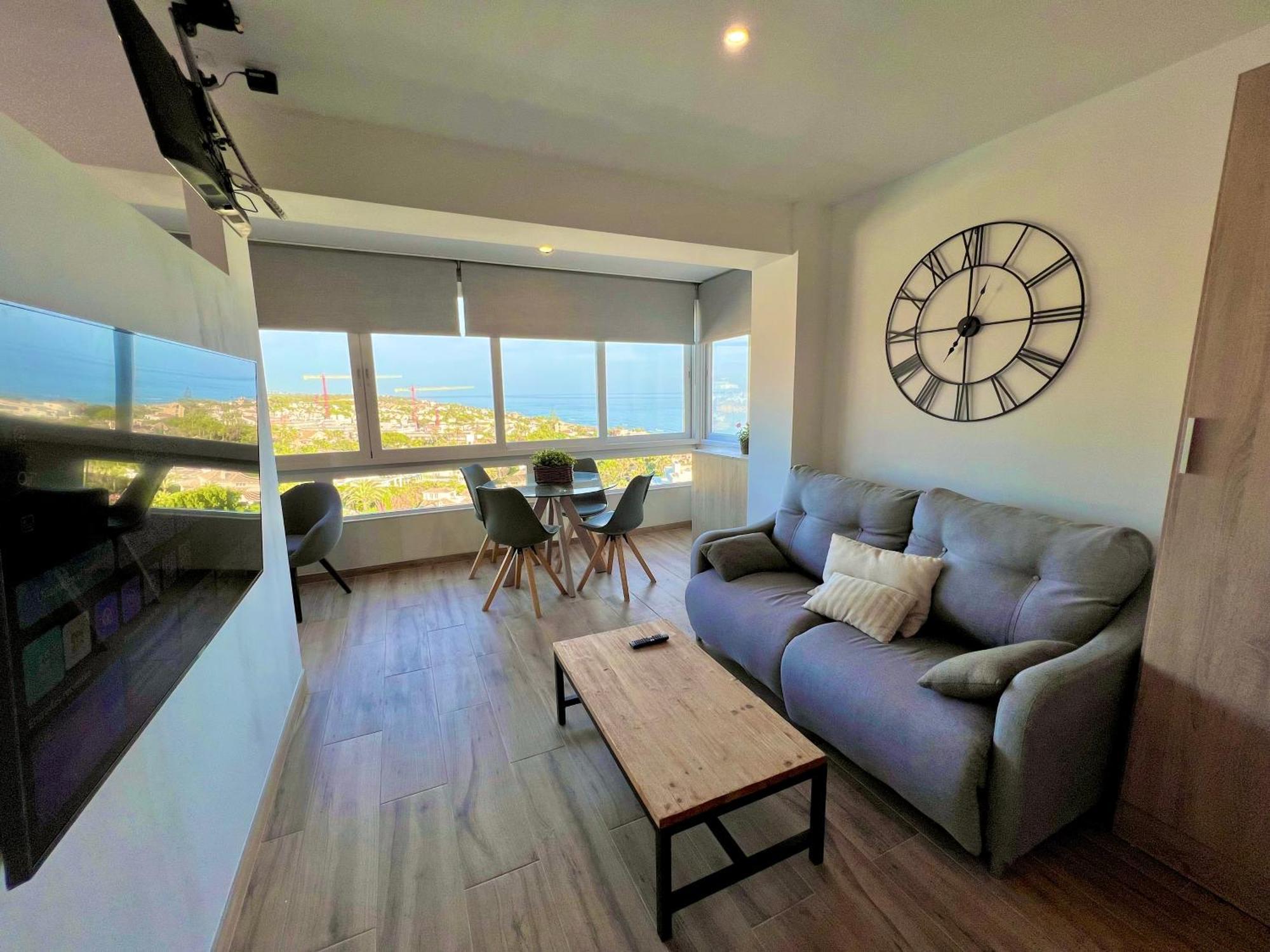 Marbella Beachfront - Beachside Apartment With Stunning Sea Views Buitenkant foto