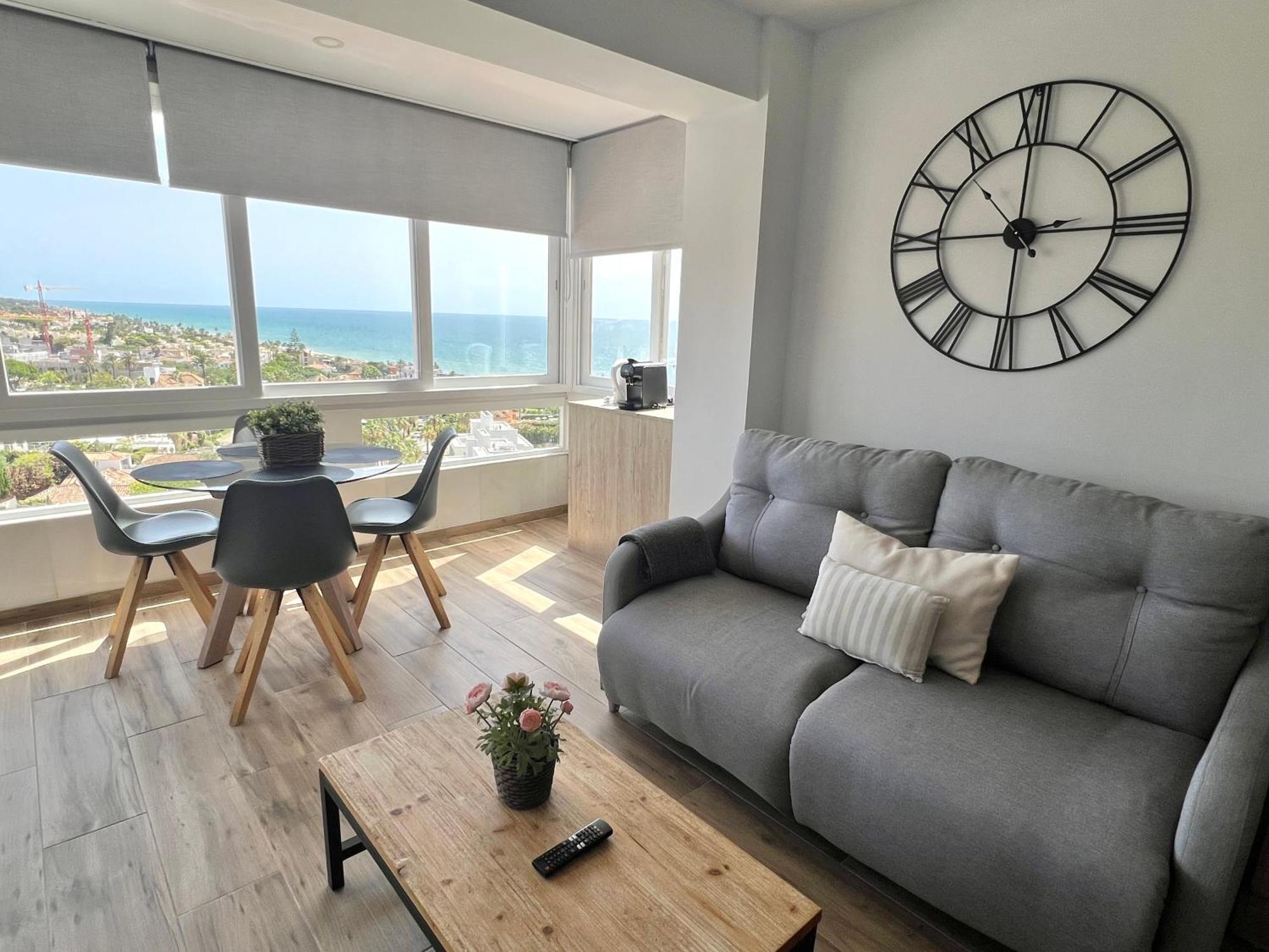 Marbella Beachfront - Beachside Apartment With Stunning Sea Views Buitenkant foto